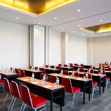 Amaris Hotel Палембанг Екстериор снимка