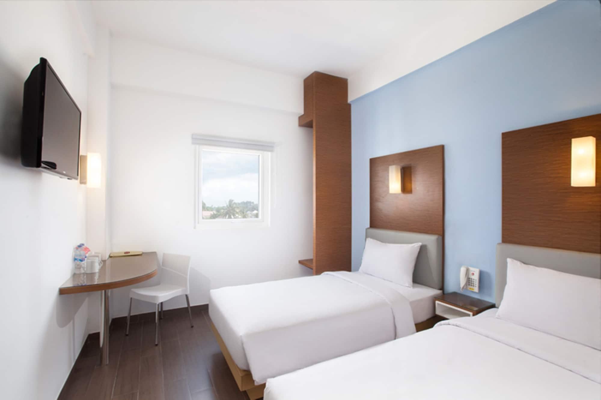 Amaris Hotel Палембанг Екстериор снимка