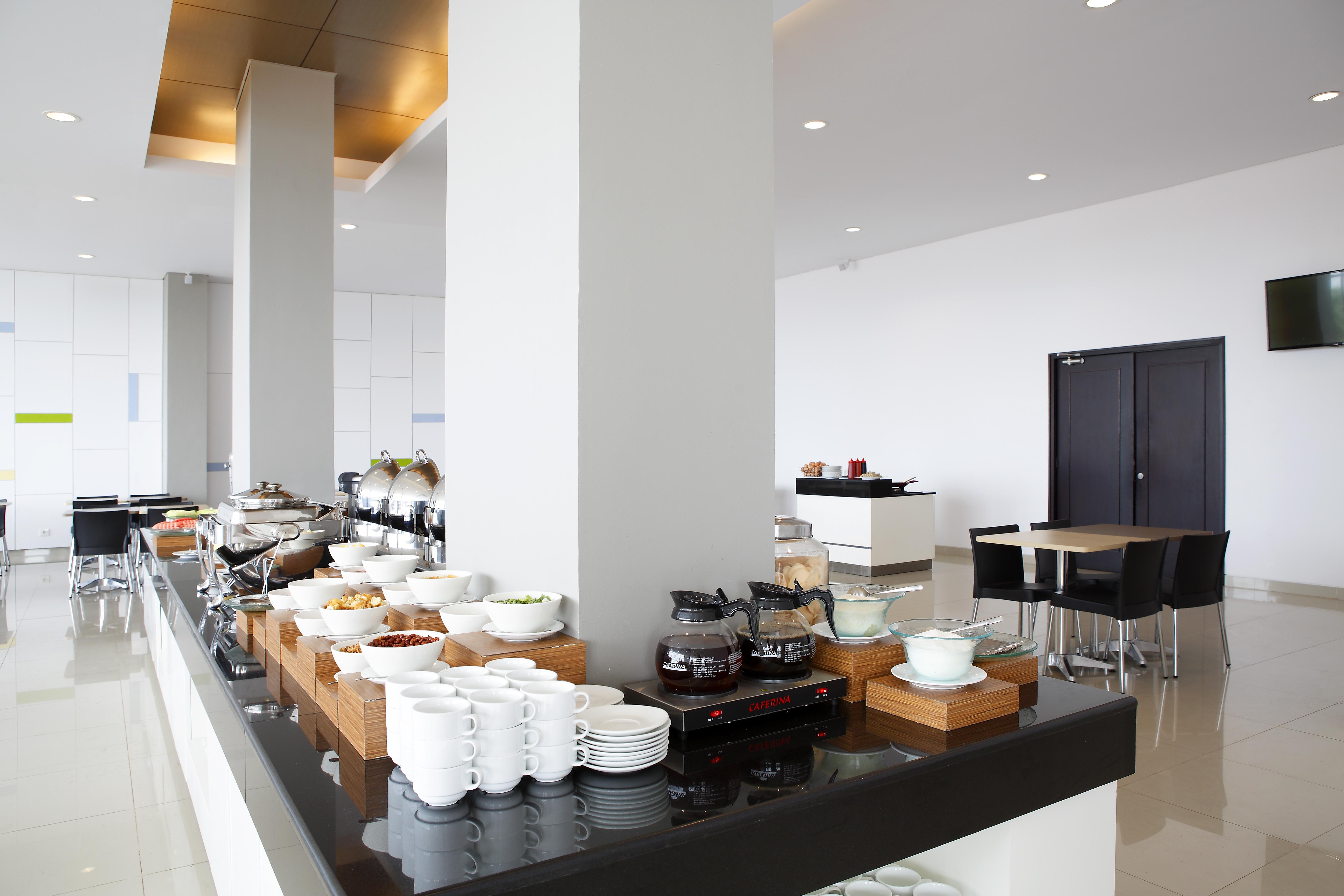 Amaris Hotel Палембанг Екстериор снимка