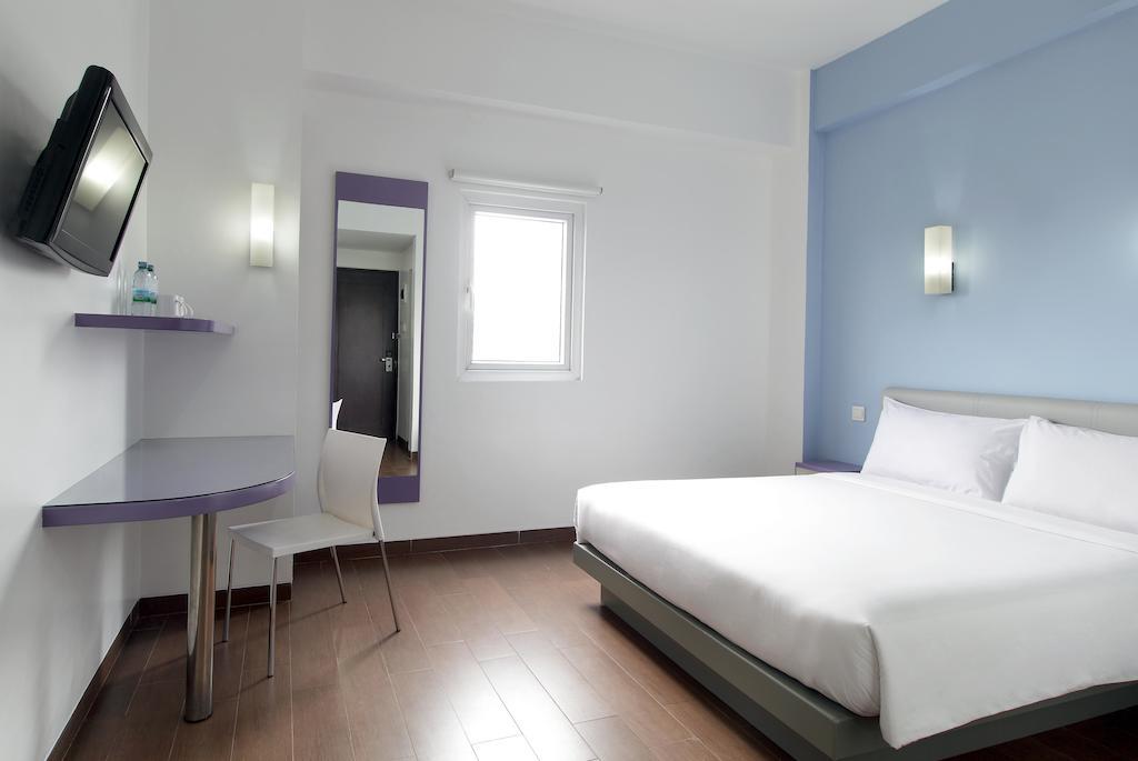 Amaris Hotel Палембанг Екстериор снимка
